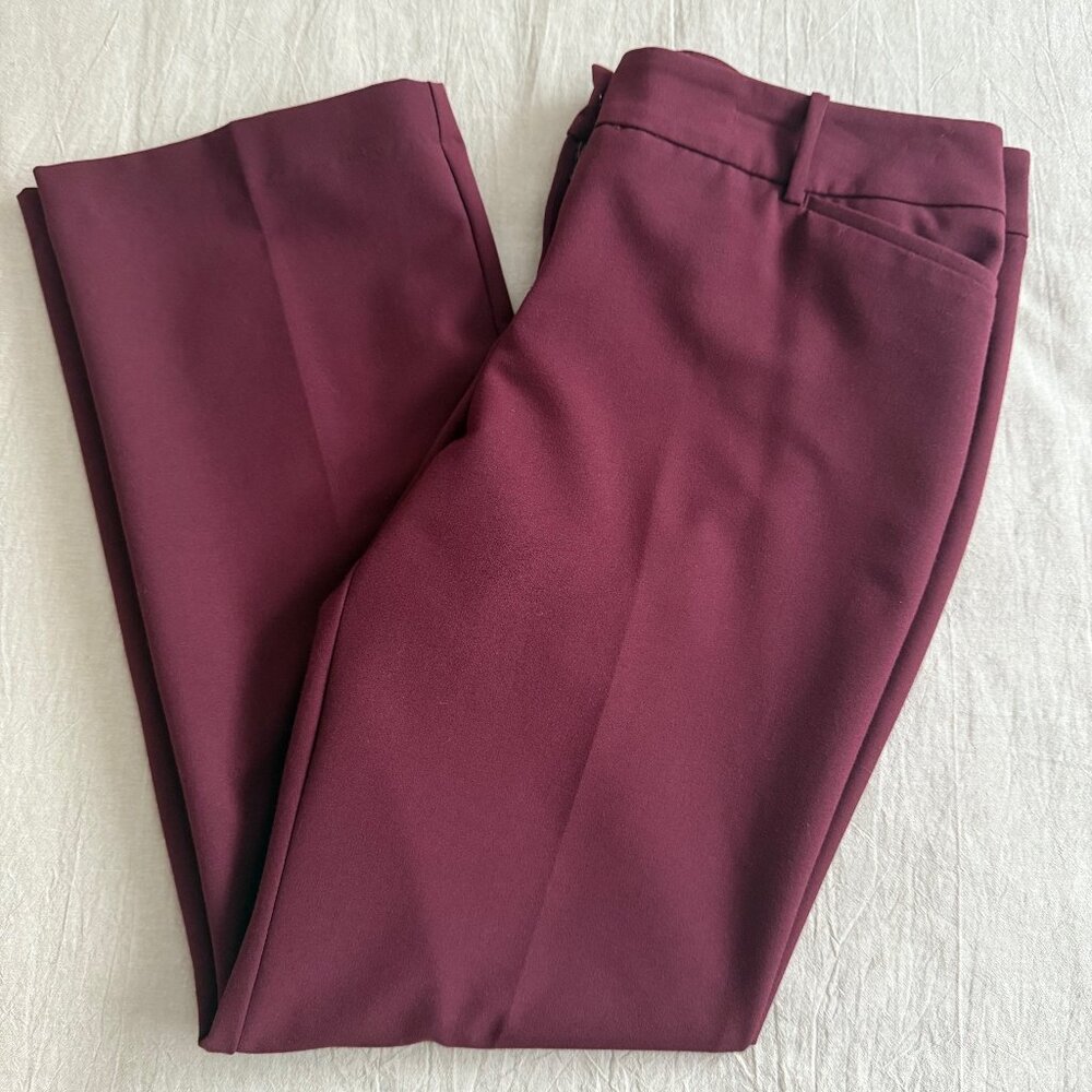 Worthington Perfect Trouser Burgundy Pants Size 6P - Picture 2 of 10